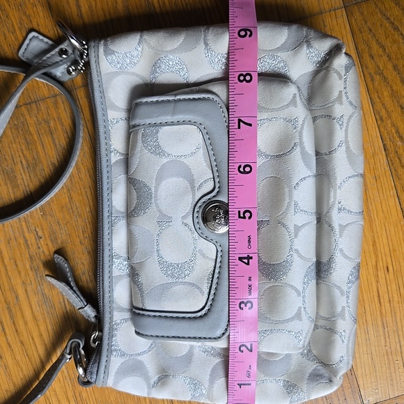 Coach Crossbody - Picture 3 of 13